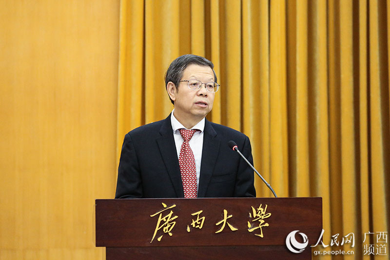 刘正东在国际投资贸易与广西自贸区法制建设国际研讨会上的致辞来自世界各地的国际投资贸易法研究专家们汇聚永利皇宫8858官网，围绕中国（广西）自由贸易试验区建设需要，共同探讨国际经贸投资合作中的法律风险及解决之道，我表示诚挚的欢迎和衷心的感谢【详细】 